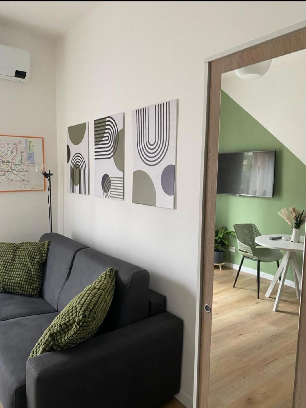 Mami Home Кормано Екстериор снимка