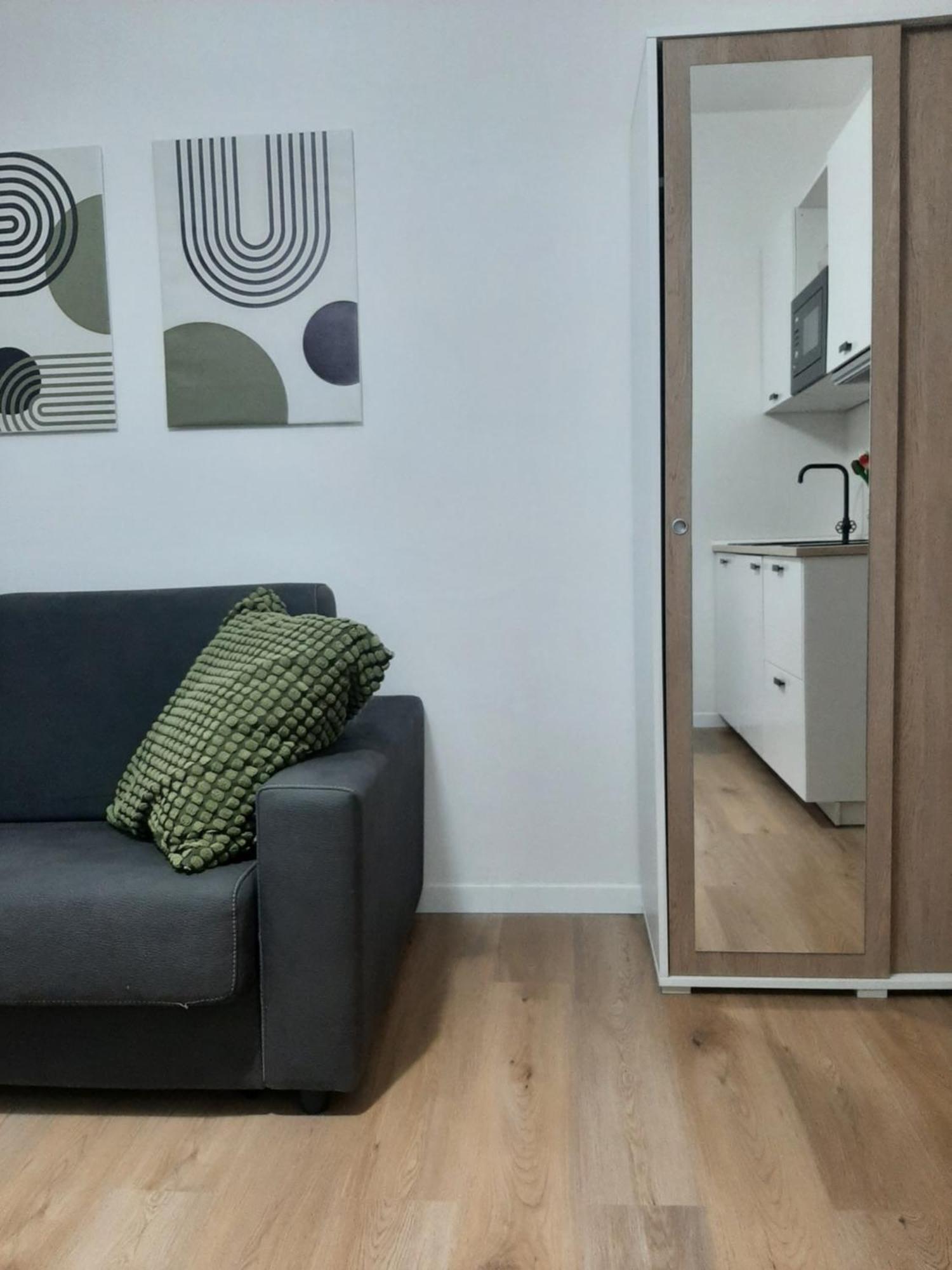 Mami Home Кормано Екстериор снимка