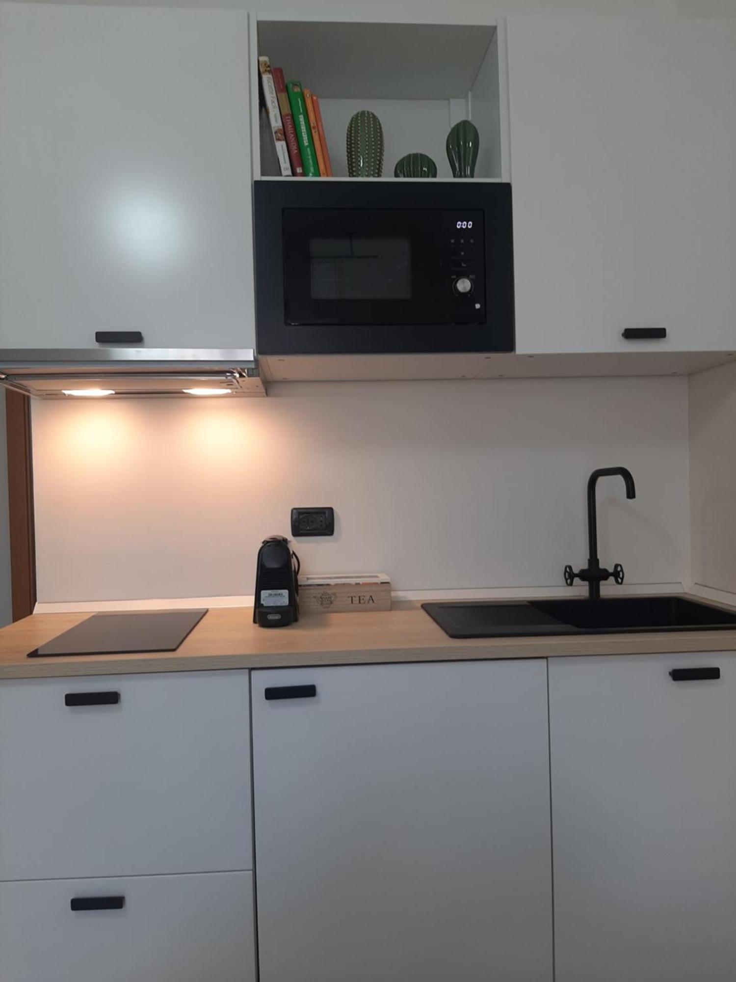 Mami Home Кормано Екстериор снимка